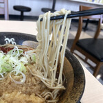 ゆで太郎 - 粉から自家製の蕎麦