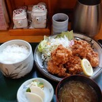 Tawaki - から揚げ定食880円