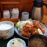 Tawaki - から揚げ定食880円