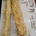 Marugame Seimen Mie Daigaku Mae Ten - ちくわ天、ごぼう天