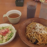 Saizeriya Kawaguchi Eki Higashiguchi - ナスのミートソーススパゲッティ