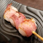 Robata to Jizake Marubun Sugawara - 白玉ベーコン 200円