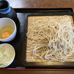 Soba Dokoro Nishimura - おおもりそば550円＋生玉子60円