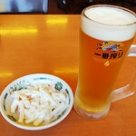 Hidakaya Kitakamio Ten - マカロニサラダ（￥１９０）、生ビール（￥２９０）