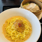 Kamonka Ten Yurakucho Itoshia Ten - 柔らか三元豚と胡麻ダレの冷麺