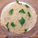 Incontro - 蒸し鶏とフレッシュトマトのつけ麵風冷製パスタ　パスタはこんな感じ