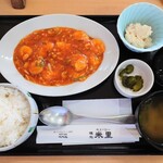 Aji Dokoro Beiri - エビチリ定食③