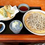 Inaka Soba Dokoro Choyama - 田舎十割と野菜天ぷら　¥1,100-