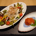 CANAL-FOOD'S DEPARTMENT - しらすと大根のサラダ(780円)とイクラおろし(550円)