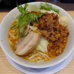 らーめん駒 - 台湾駒二郎(麺少な目で50円引きの900円)