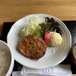 寿楽の息子の嫁 - いけだ牛メンチカツランチ950円