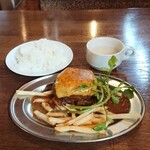 TORA no Onikuya San - 肉屋のハンバーグ チーズトッピング