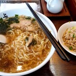 Gojuuban Hanten Shanghai Chubo Tendo Ten - ラーメン+半チャーハン