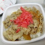 Yoshinoya Turumi Eki Nishiguchi Ten - 豚丼並み