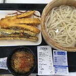 丸亀製麺 - 釜揚げ並290円、長なす天130円、ごぼう天2本140円(2021.7.17)