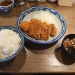 Hashiya Bakuro Ten - ロースカツ定食\700(21-08)