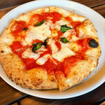 PIZZA E BAR TEMPIO - 定番マルゲリータ　美味☆ 800円