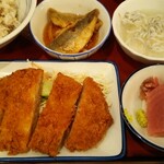 Kappougi Harumi Toriton Ten - ランチ4品定食 860円(税込)