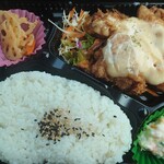 鶏番 - 料理写真:チキン南蛮弁当500円