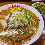 Miyakoichi Yatai Aji Ramen Oohito Ten - 味噌ラーメン 792円 ＋ 九条ねぎ丼 165円