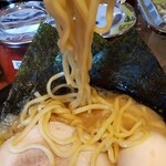 Tsuruno Ya Okayama Madoka Ten - 短めの太麺