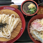 Kineya Ichikawa Nikkekorutonpuraza Ten - 2021/8/28 ランチで利用。
                        夏の季節天丼定食(980円)