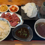 Yakiniku Horumon Mannoya Hattori Ichiban - 