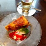 TAGEN DINING CAFE - ダークチェリーシブースト￥６００(抜)・(セットで)ほうじ茶ハーブブレンド＋￥２００(抜)