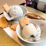 Sakura Coffee Tondabayashi Ten - チョコチップと黒ゴマのジェラート