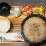 Korean Cafe Dining HANOK - 