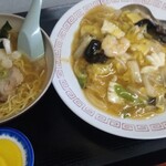 Enkyo - ミニラーメンセットで850円。