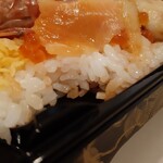 Sushi Ryugi - ごはんは1cmくらい。男の人には足りないだろうな。