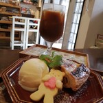 Art Cafe Sakura - 