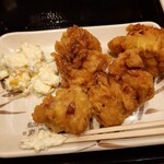 Marugame Seimen Higashisumiyoshiten - 鶏天はお皿によけました