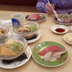 Kaiten Sushi Triton Kiyota Ten - 毎度、冷やしそばも注文する。