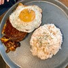 ココフラットカフェ 本町 - 月見ハンバーグ