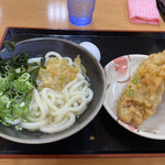 こがね製麺所 - かけうどん　豚天　卵