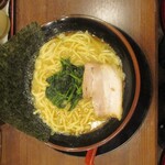 Yokohama Iekei Ramen Gachi Ya - 醤油ラーメン