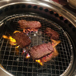 ホルモン焼肉 MO-MAI - 