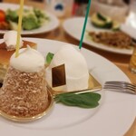 One Niseko Resort Towers - ルピシアのケーキ