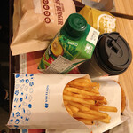 Lotteria Shinjuku Chuo Dori Ten - 