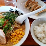 Ramen Genkiya Oga Ten - 味噌ラーメン+餃子セット　750円+380円