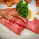 Yakiniku Momofuku Shokudo Inazawa Ten - 