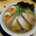 Ramen Makotoya Tondabayashi Koda Ten - 背脂醤油全部のせ