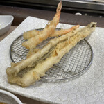 Maguro to Tempura Teishoku Ginpachi - 