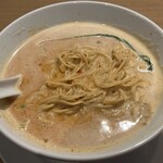 Yuttari Private rooms Korekara YA - 担々麺（混ぜるとこんな感じに