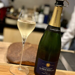 GIGLI - 『CHAMPAGNE JOSE MICHEL』