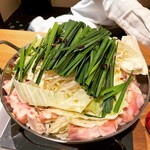 個室居酒屋 泳ぎイカ×もつ鍋 九州料理 弁慶 - 