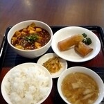 Mulan - 麻婆豆腐定食990円税込