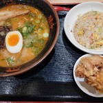 Ajisen Ramen Matsuyamadanichoten - 